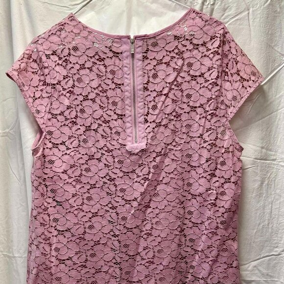 Pink Lace Top - Picture 2 of 4